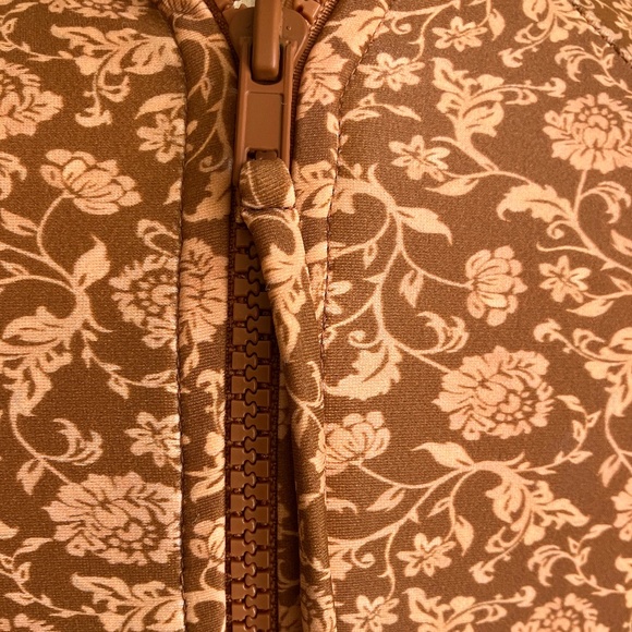 Rhythm Nazare Paisley Long Sleeve Surfsuit Women’s Size Medium - Picture 7 of 10